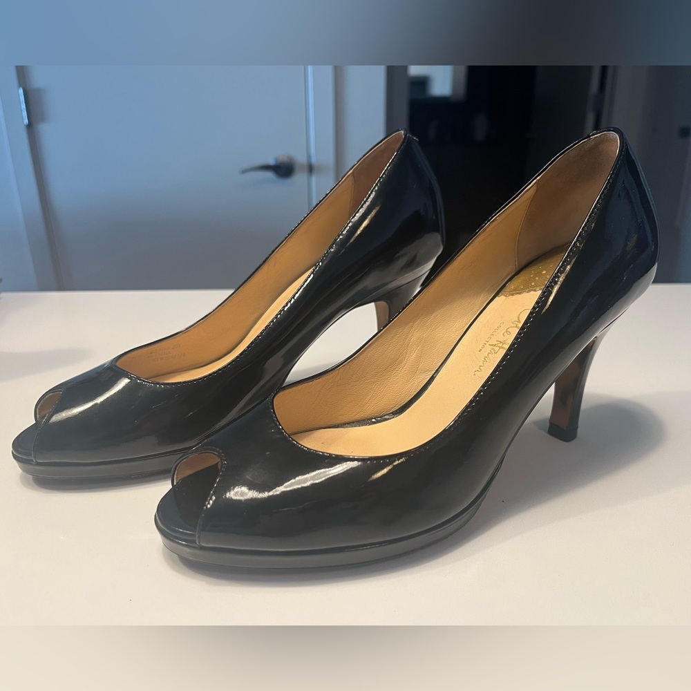 Cole Haan Nike Air Black Patent leather peep toe pumps - size 8